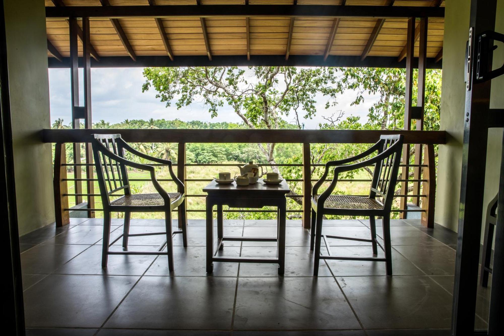 Hotel Earls Rajarata Anuradhapura Habitación foto